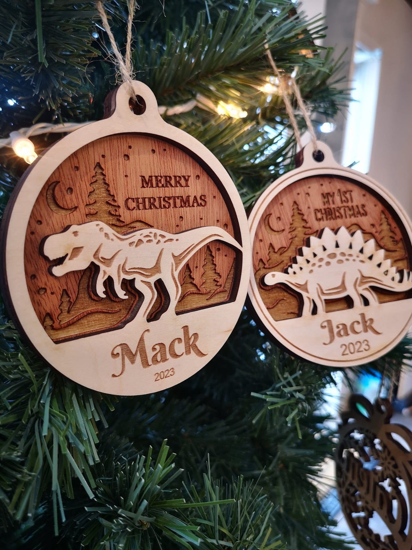 Personalized Dinosaur-Themed Family Christmas Ornament – Handcrafted from Canadian Maple | Custom Name Engraving