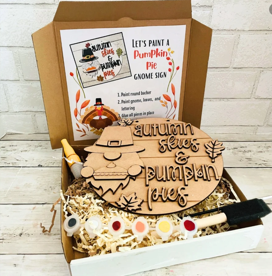 DIY Halloween Countdown Ghost Shelf Sitter Kit – Standing Ghost with Pumpkin Basket & Writable “Days to Halloween” Sign