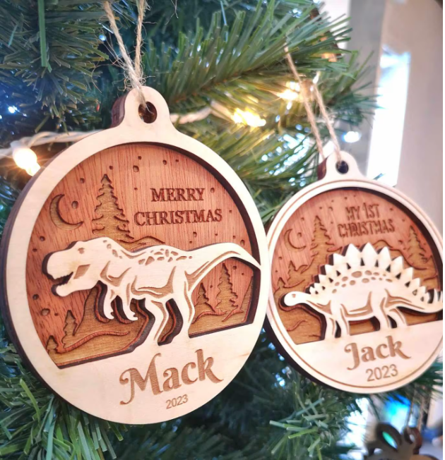 Personalized Dinosaur-Themed Family Christmas Ornament – Handcrafted from Canadian Maple | Custom Name Engraving